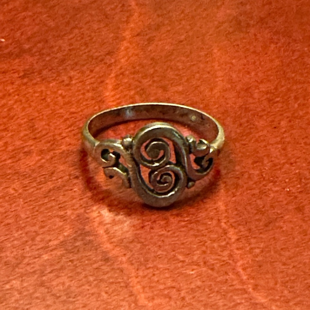 James Avery Spanish Swirl Sterling Silver Swirl Ring Size 4.5/5